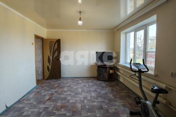 Фото №1: 3-комнатная квартира 61&nbsp;м², 2/2&nbsp;эт. - Южный, ул. Краснооктябрьская, 50