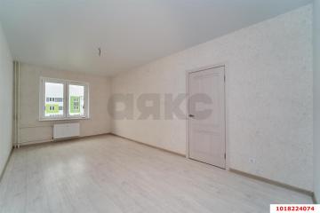 Фото №1: 1-комнатная квартира 35 м², 3/16 эт. - Краснодар, мкр. жилой комплекс Квартал № 6, ул. Генерал-лейтенанта Александра Сапрунова, 15