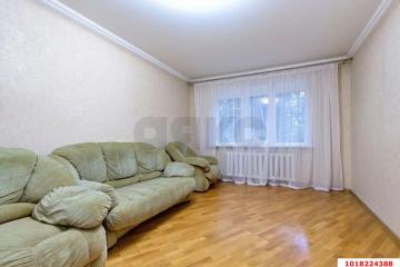 Фото №1: 4-комнатная квартира 85 м², 1/10 эт. - Краснодар, мкр. Завод Измерительных Приборов, ул. Зиповская, 28