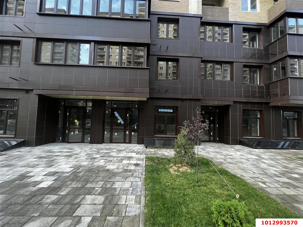 Фото №1: Торговое помещение 46&nbsp;м², 1/16&nbsp;эт. - Краснодар, Прикубанский внутригородской округ, мкр. жилой комплекс Ракурс