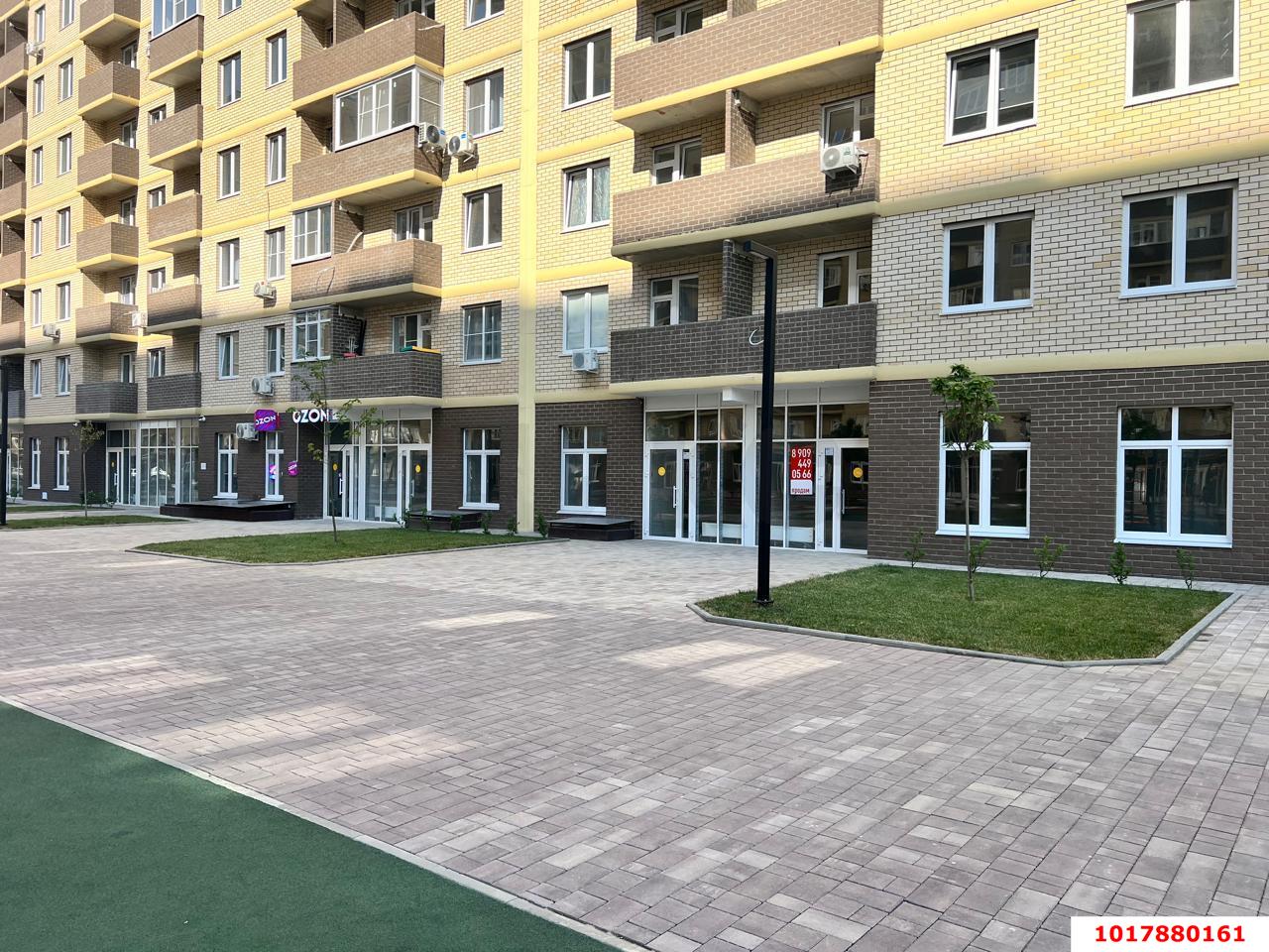 Фото №3: Торговое помещение 45&nbsp;м², 1/16&nbsp;эт. - Краснодар, Прикубанский внутригородской округ, мкр. жилой комплекс Дыхание, ул. Лётчика Позднякова, 2к29