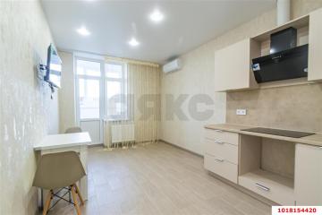 Фото №1: 1-комнатная квартира 41 м², 3/22 эт. - Краснодар, мкр. ЖК Губернский, ул. им. Героя Яцкова И.В., 19к2