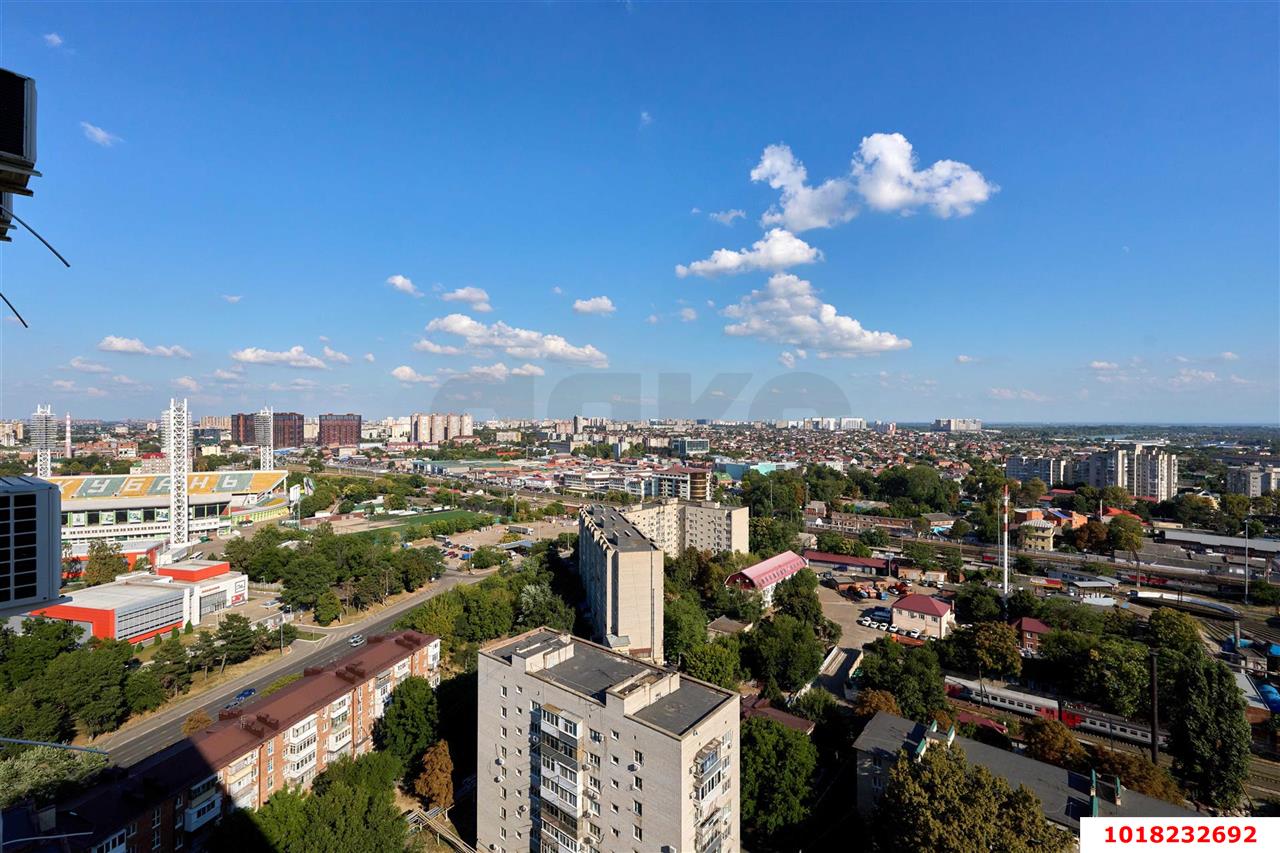Фото №6: 2-комнатная квартира 61&nbsp;м², 23/24&nbsp;эт. - Краснодар, Центральный внутригородской округ, мкр. Центральный, ул. Братьев Дроздовых, 27