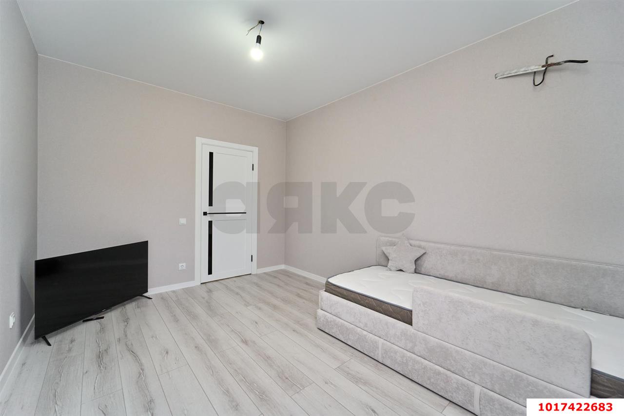 Фото №6: 2-комнатная квартира 50&nbsp;м², 8/9&nbsp;эт. - Краснодар, Прикубанский внутригородской округ, мкр. жилой комплекс Спортивная Деревня, ул. имени Генерала Корнилова, 18