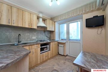 Фото №1: 2-комнатная квартира 44&nbsp;м², 4/9&nbsp;эт. - Краснодар, мкр. Центральный, ул. Красная, 29