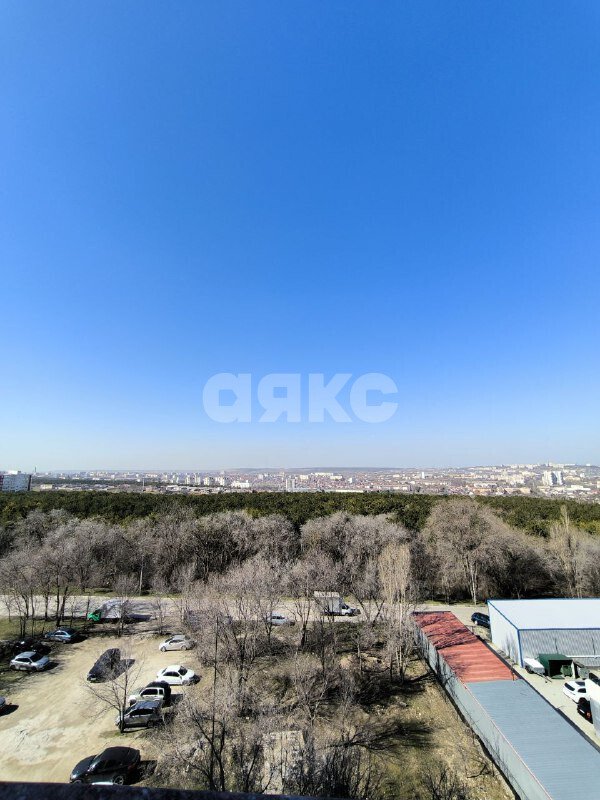 Фото №12: 3-комнатная квартира 172&nbsp;м², 6/10&nbsp;эт. - Симферополь, Центральный, мкр. Пневматика, ул. Балаклавская, 41
