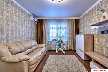 Фото №1: 3-комнатная квартира 74 м², 1/16 эт. - Краснодар, мкр. Московский,