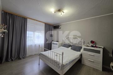Фото №1: 3-комнатная квартира 89&nbsp;м², 13/17&nbsp;эт. - Волгоград, р. Краснооктябрьский, ул. Хользунова, 18/1