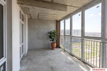 Фото №1: 2-комнатная квартира 60&nbsp;м², 17/19&nbsp;эт. - Краснодар, мкр. Образцово, ул. Адмирала Макарова, 5