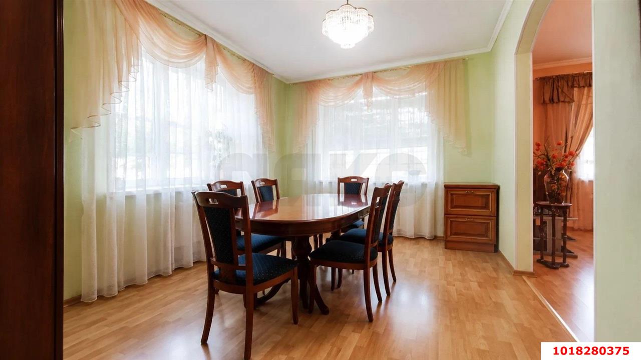 Фото №5: Дом 244&nbsp;м² + 6&nbsp;сот., 2&nbsp;эт. - Ленина, мкр. Карасунский внутригородской округ, ул. Уманская