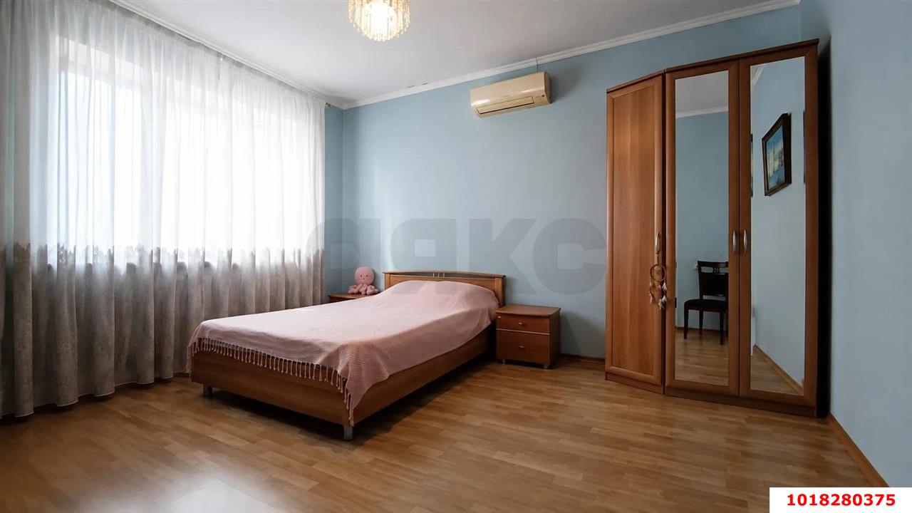 Фото №8: Дом 244&nbsp;м² + 6&nbsp;сот., 2&nbsp;эт. - Ленина, мкр. Карасунский внутригородской округ, ул. Уманская