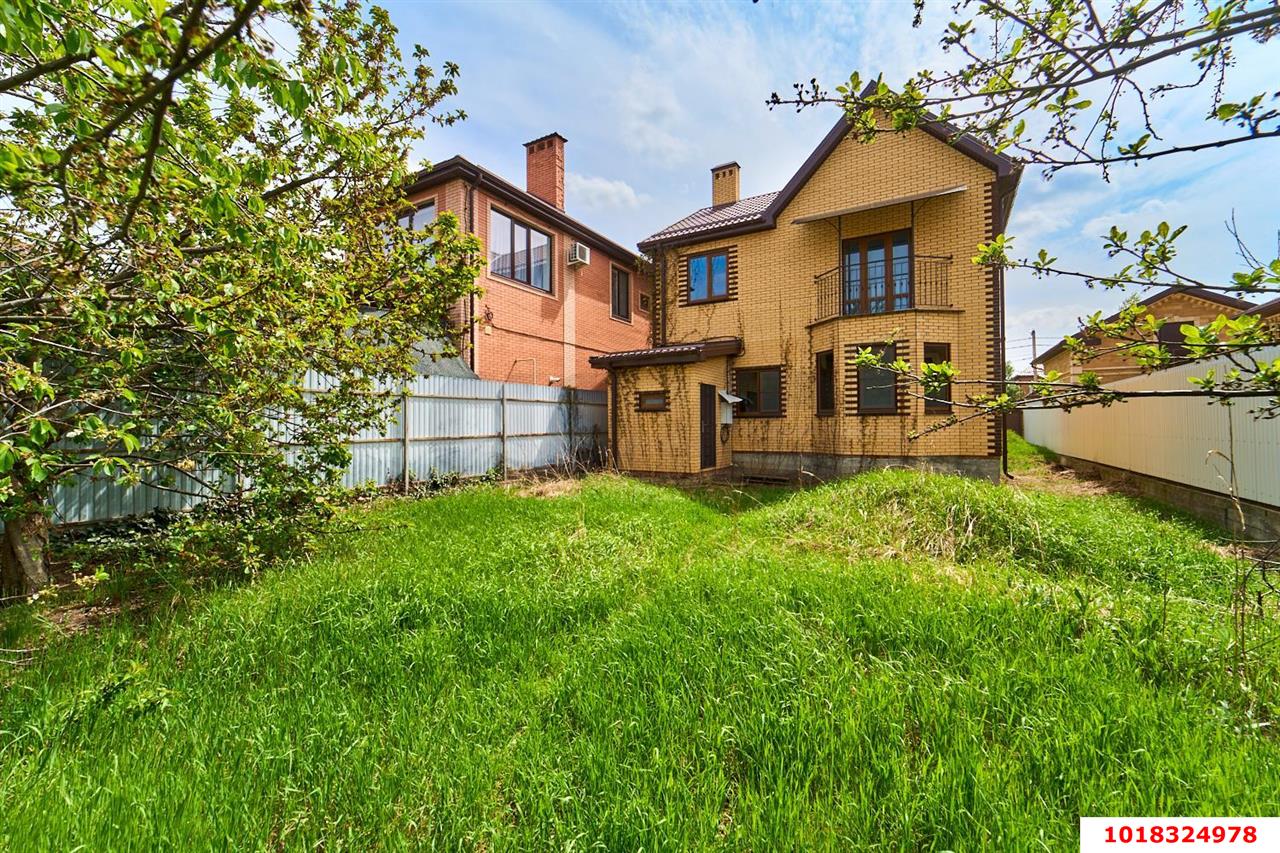 Фото №4: Дом 151&nbsp;м² + 5&nbsp;сот., 2&nbsp;эт. - Краснодар, Прикубанский внутригородской округ, Калинино, мкр. Завод Радиоизмерительных Приборов, ул. имени Атамана Антона Головатого