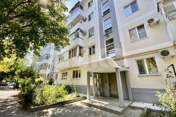 Фото №1: 2-комнатная квартира 44 м², 5/5 эт. - Анапа, ул. Ленина, 68А
