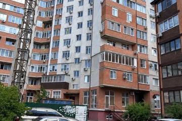 Фото №1: 3-комнатная квартира 92&nbsp;м², 9/10&nbsp;эт. - Краснодар, мкр. Музыкальный, ул. Агрохимическая, 136/1