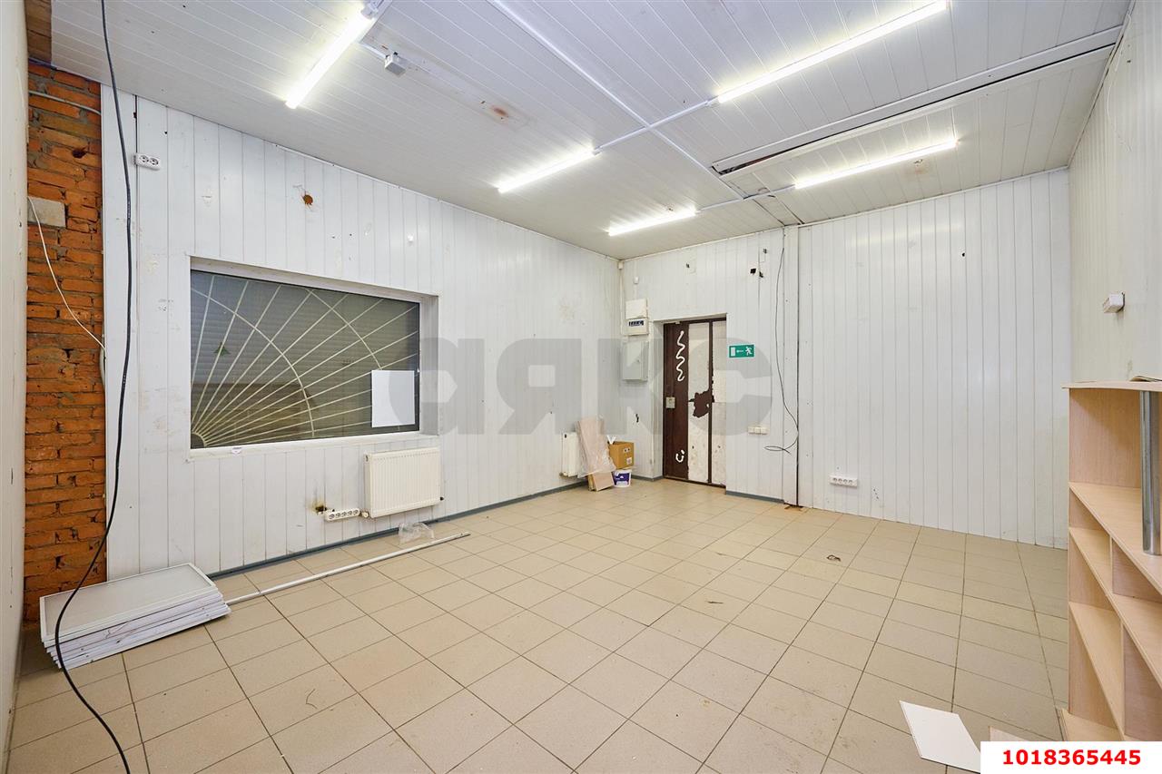 Фото №12: Торговое помещение 48&nbsp;м², 1/1&nbsp;эт. - Краснодар, Прикубанский внутригородской округ, Калинино, мкр. Завод Радиоизмерительных Приборов, ул. Тепличная, 56/1