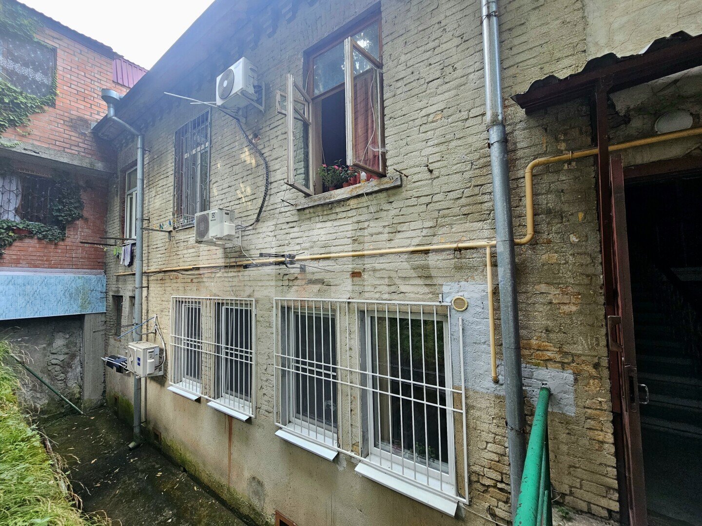 Фото №18: 2-комнатная квартира 35&nbsp;м², 1/2&nbsp;эт. - Сочи, р. Центральный, ул. Горького, 10