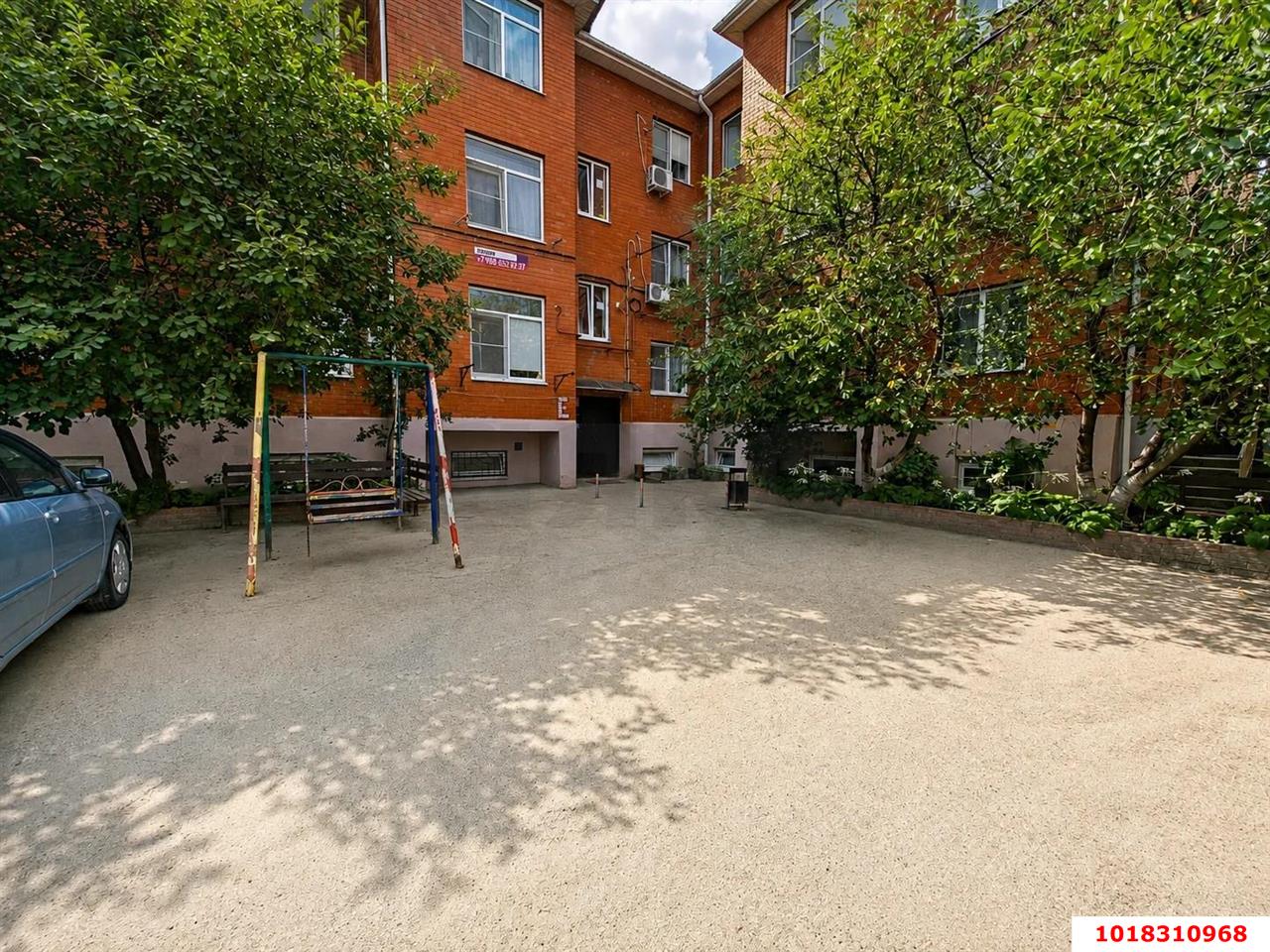 Фото №6: 1-комнатная квартира 37&nbsp;м², 2/3&nbsp;эт. - Краснодар, Прикубанский внутригородской округ, Калинино, мкр. Завод Радиоизмерительных Приборов, б-р Интернациональный, 110/1