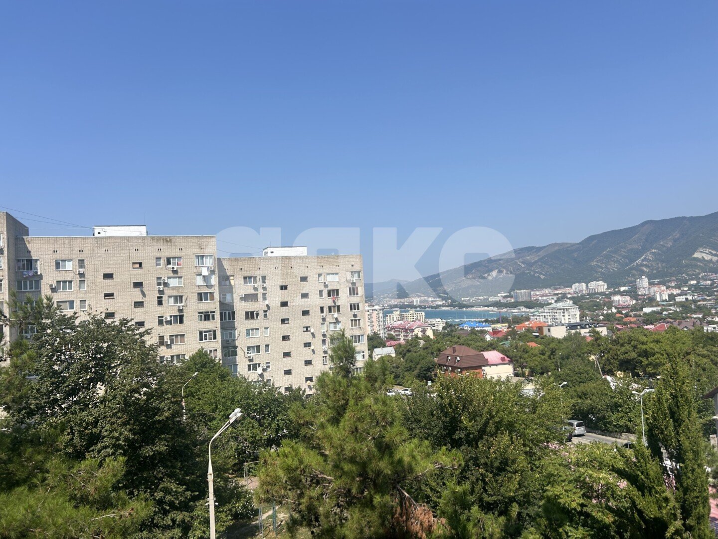 Фото №1: 3-комнатная квартира 60&nbsp;м², 5/9&nbsp;эт. - Геленджик, мкр. Парус, 6