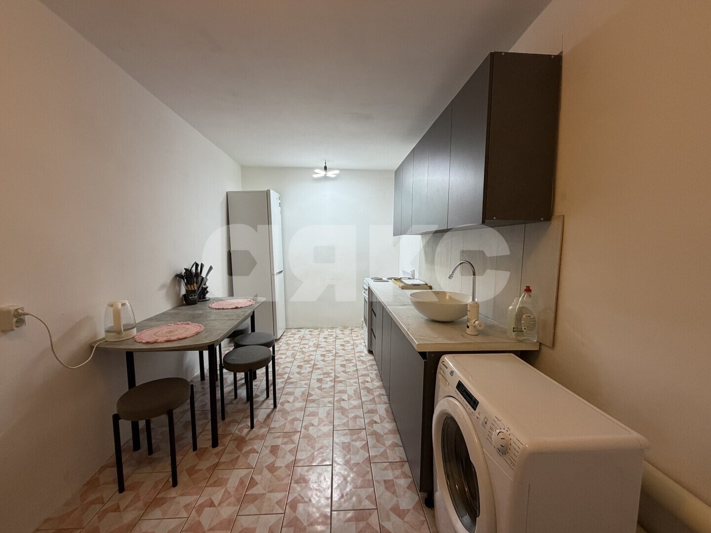 Фото №2: 1-комнатная квартира 26&nbsp;м², 1/2&nbsp;эт. - Кореновск, мкр. 2-й квартал, ул. Крупской, 60