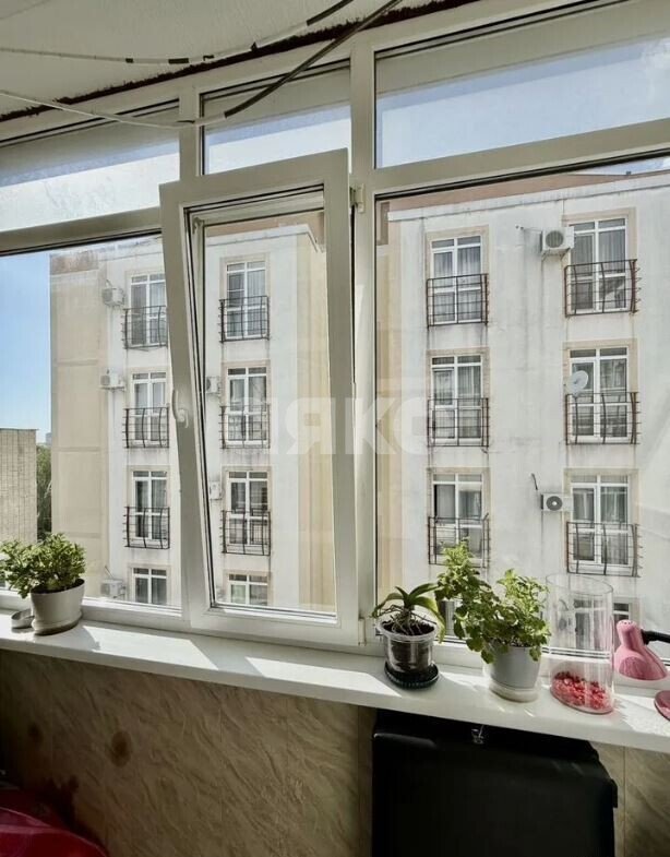 Фото №5: 1-комнатная квартира 42&nbsp;м², 4/5&nbsp;эт. - Геленджик, мкр. 5-й, пер. Восточный, 38