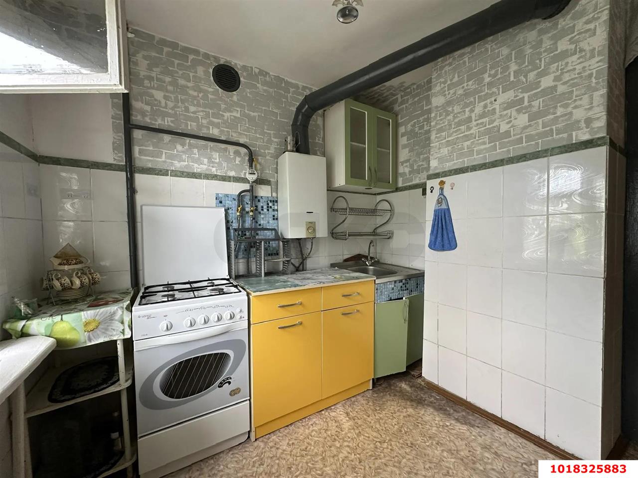 Фото №1: 2-комнатная квартира 48&nbsp;м², 4/5&nbsp;эт. - Краснодар, Центральный внутригородской округ, Черёмушки, мкр. Дубинка, пр-д 1-й Артельный, 20А