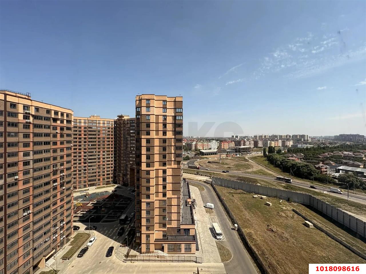 Фото №11: 2-комнатная квартира 56&nbsp;м², 16/18&nbsp;эт. - Краснодар, Прикубанский внутригородской округ, жилой комплекс Аксиома, мкр. Догма Парк, ул. Марины Цветаевой, 17к2