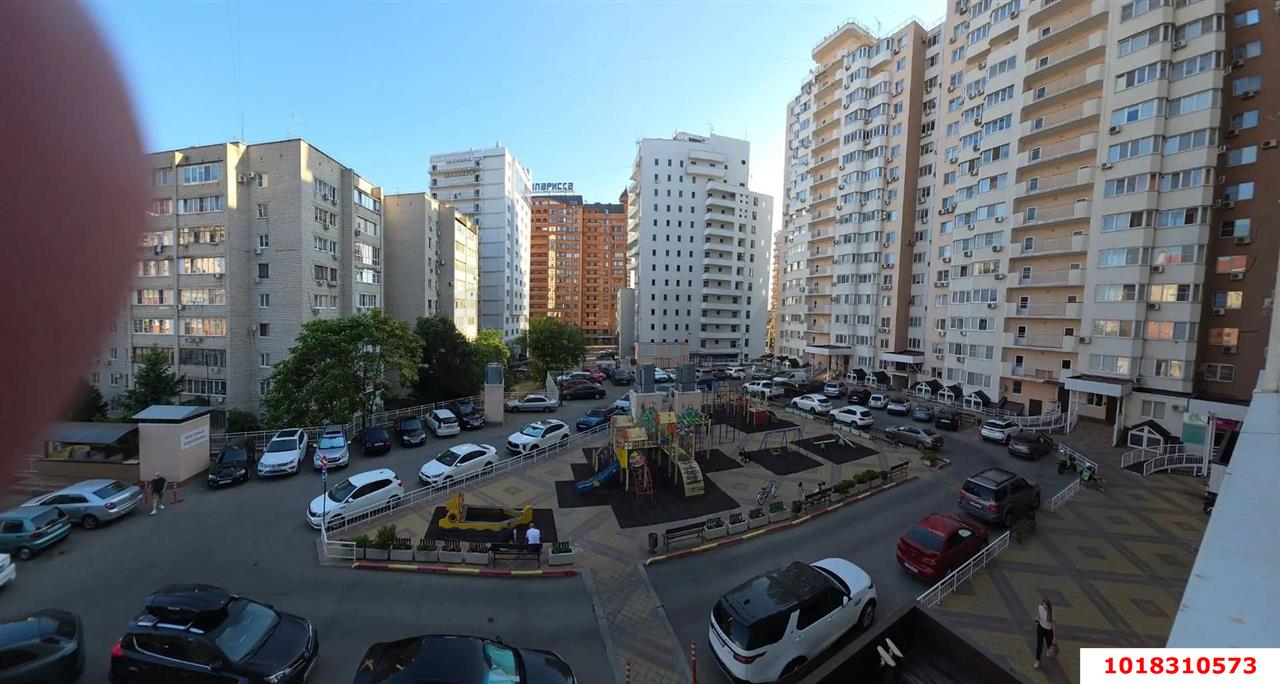 Фото №3: 1-комнатная квартира 43&nbsp;м², 4/19&nbsp;эт. - Краснодар, Западный внутригородской округ, мкр. Центральный, ул. Кубанская набережная, 64