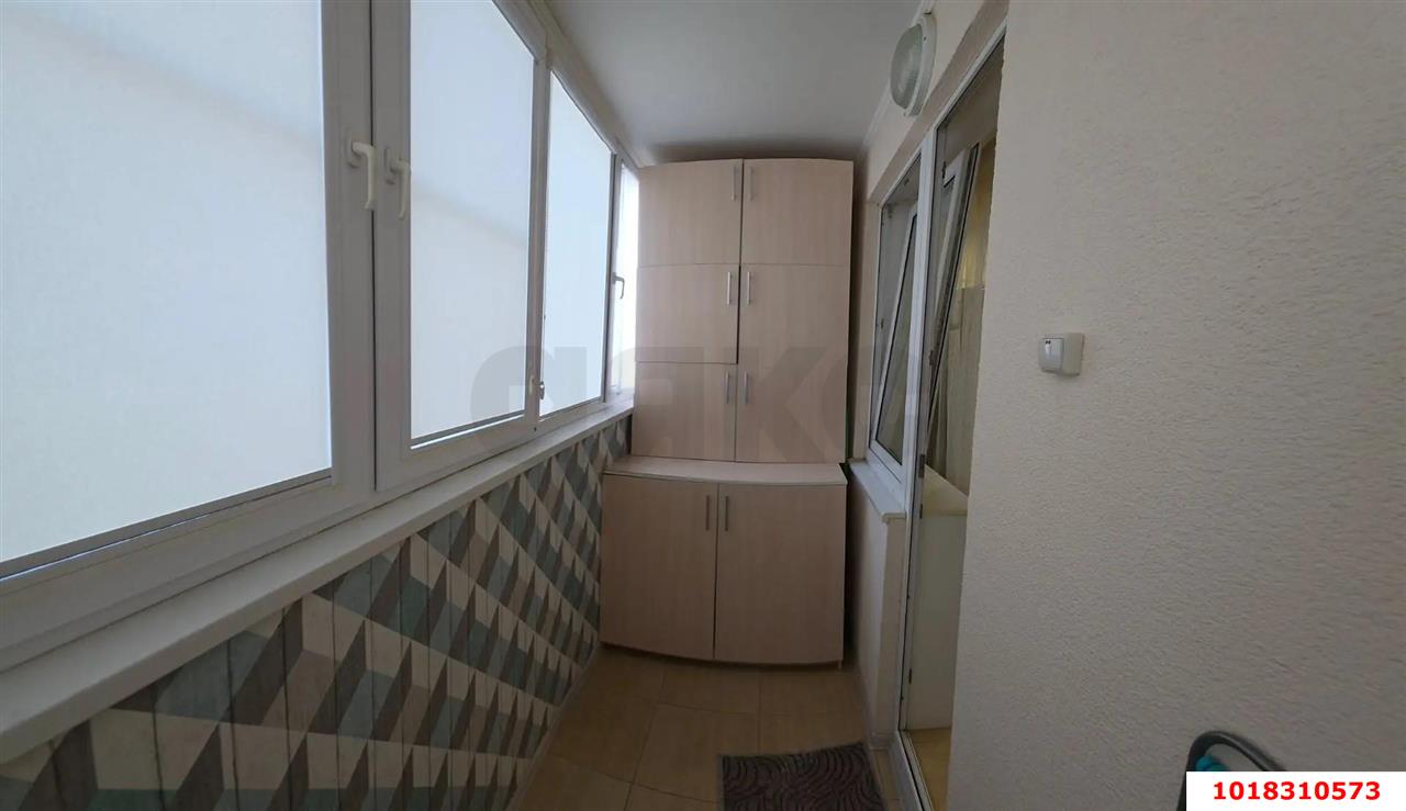Фото №10: 1-комнатная квартира 43&nbsp;м², 4/19&nbsp;эт. - Краснодар, Западный внутригородской округ, мкр. Центральный, ул. Кубанская набережная, 64