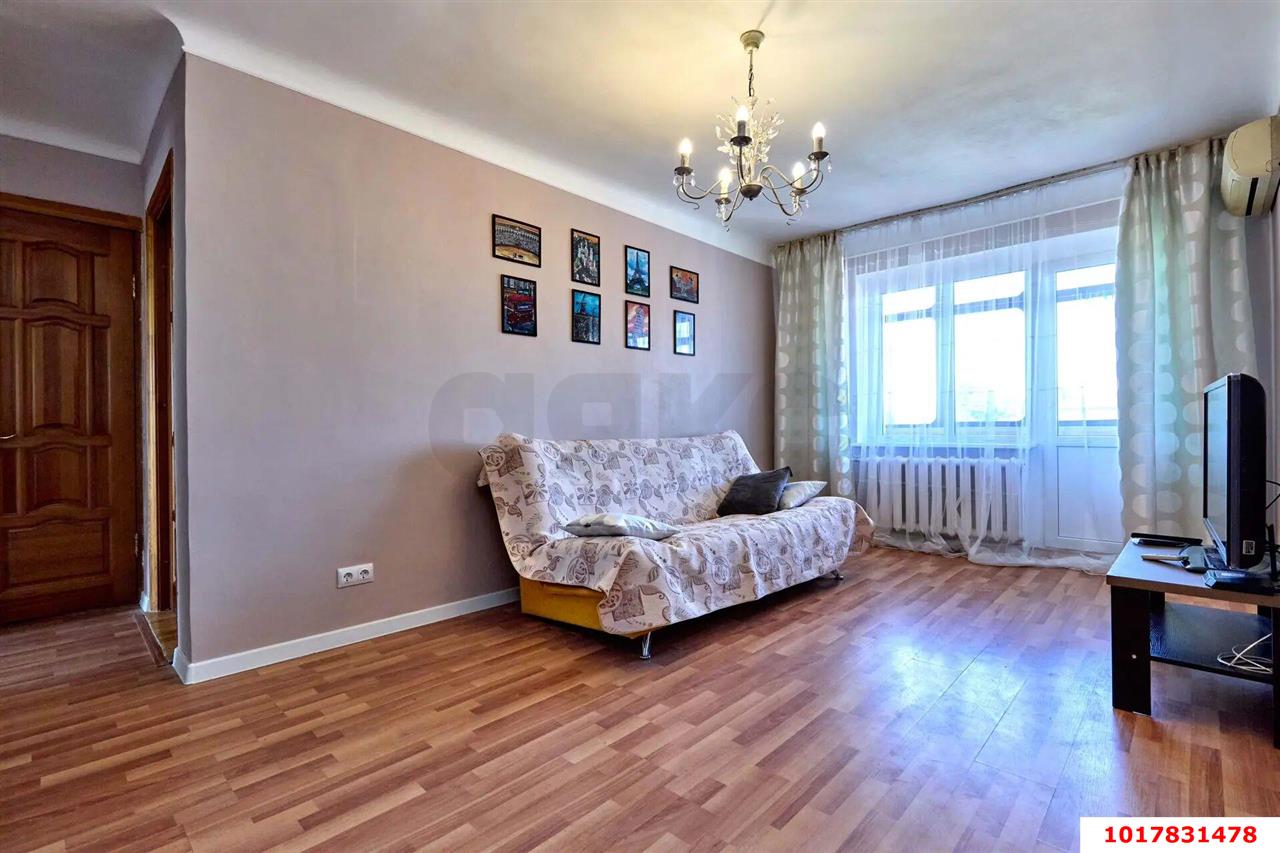 Фото №1: 3-комнатная квартира 60&nbsp;м², 5/5&nbsp;эт. - Краснодар, мкр. Западный внутригородской округ, ул. имени П.М. Гаврилова, 93