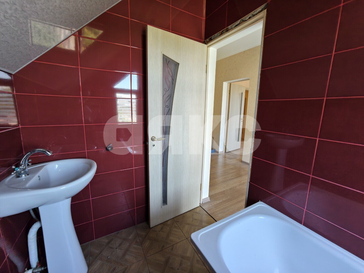 Фото №29: Дом 110&nbsp;м² + 3.4&nbsp;сот., 2&nbsp;эт. - Кореновск, мкр. 2-й квартал, ул. Суворова