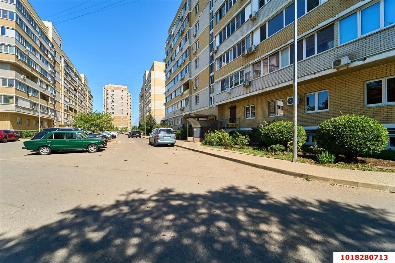 Фото №13: 1-комнатная квартира 27&nbsp;м², 3/8&nbsp;эт. - Краснодар, Прикубанский внутригородской округ, Славянский, мкр. Светлоград, ул. Красных Партизан, 1/3к3
