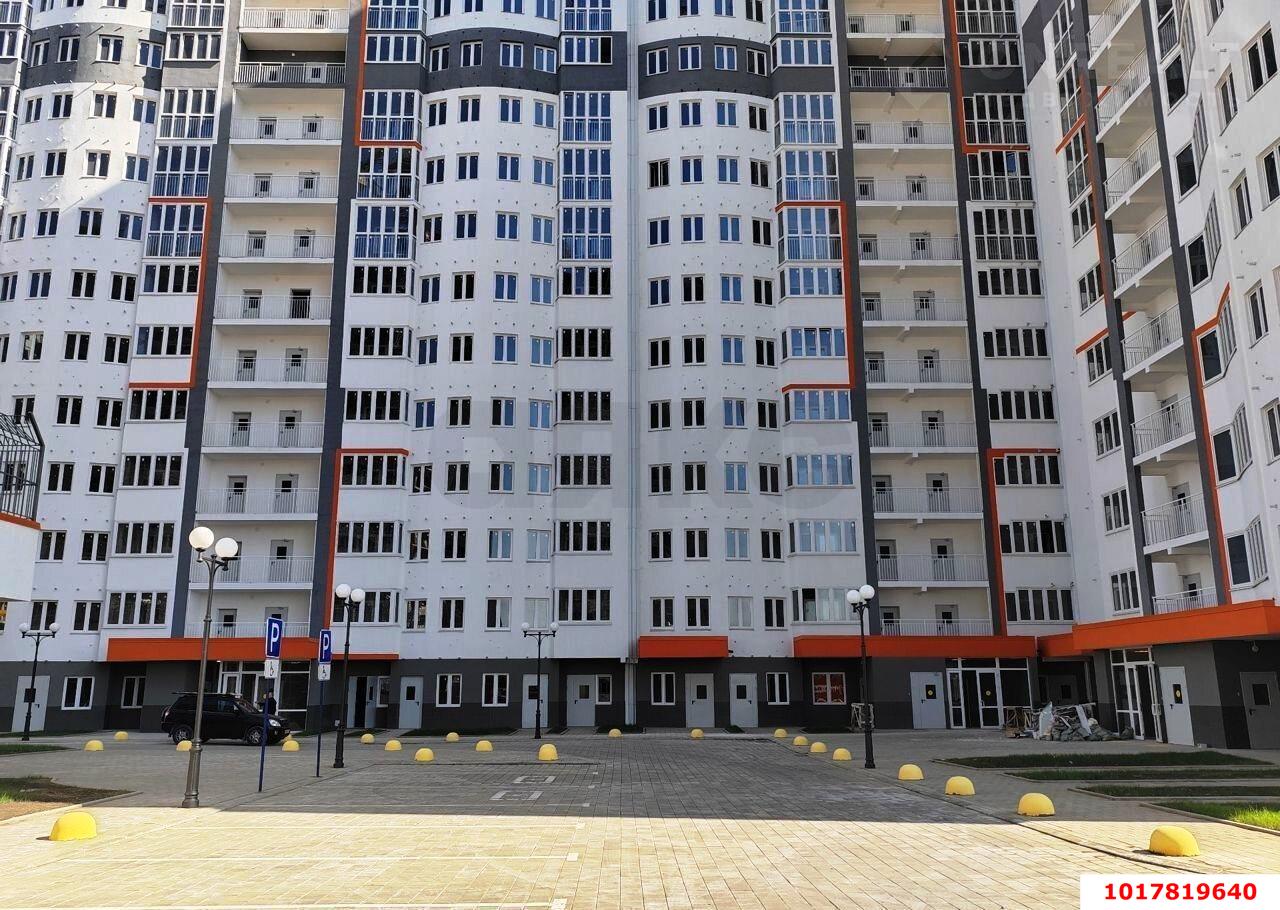 Фото №2: 1-комнатная квартира 43&nbsp;м², 11/18&nbsp;эт. - Краснодар, Карасунский внутригородской округ, Хлопчато-бумажный Комбинат, мкр. ЖК Альфа, ул. Уральская, 100/5