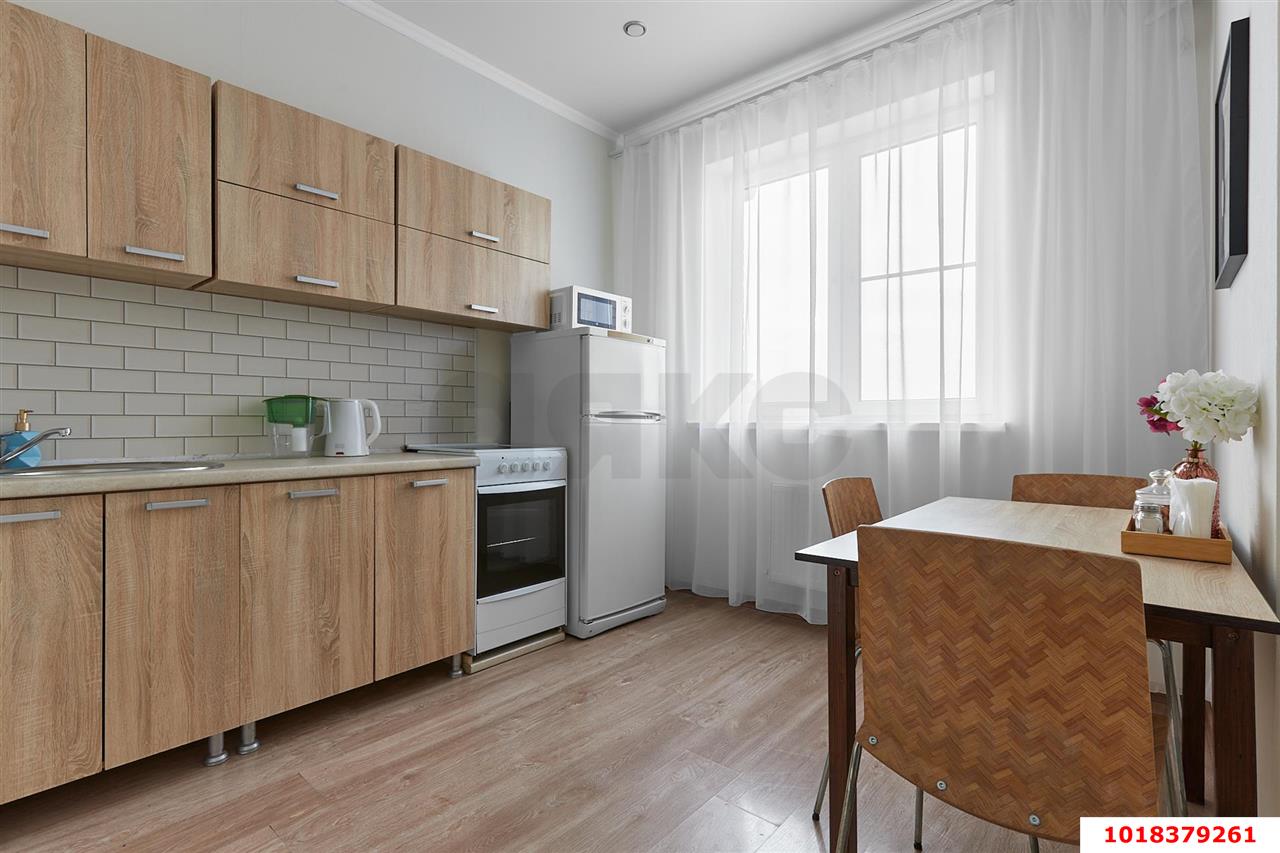Фото №8: 2-комнатная квартира 55&nbsp;м², 13/16&nbsp;эт. - Краснодар, Прикубанский внутригородской округ, Панорама, мкр. ЖК Флотилия, ул. имени 40-летия Победы, 178к1