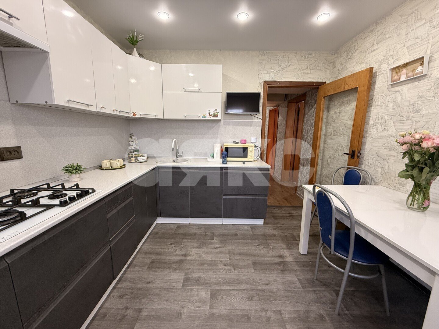 Фото №3: 3-комнатная квартира 78&nbsp;м², 2/2&nbsp;эт. - Кореновск, ул. Циолковского, 24