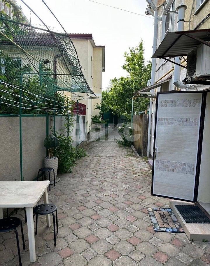 Фото №7: Часть дома 53&nbsp;м² + 2.6&nbsp;сот., 2&nbsp;эт. - Геленджик, мкр. Толстый Мыс, ул. Крымская, 15
