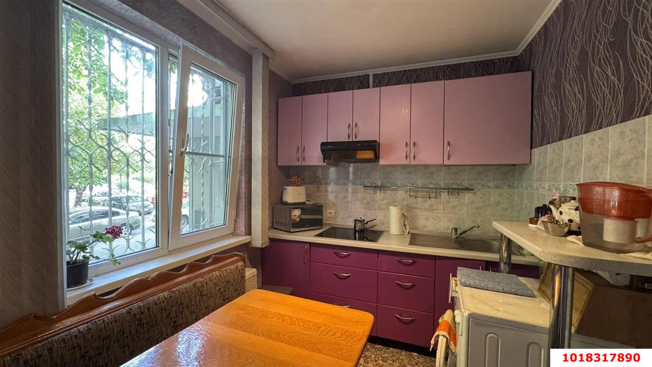 Фото №1: 3-комнатная квартира 71&nbsp;м², 1/9&nbsp;эт. - Краснодар, Прикубанский внутригородской округ, мкр. Новый, ул. 9-я Тихая, 7