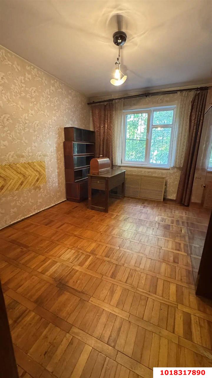 Фото №10: 3-комнатная квартира 71&nbsp;м², 1/9&nbsp;эт. - Краснодар, Прикубанский внутригородской округ, мкр. Новый, ул. 9-я Тихая, 7