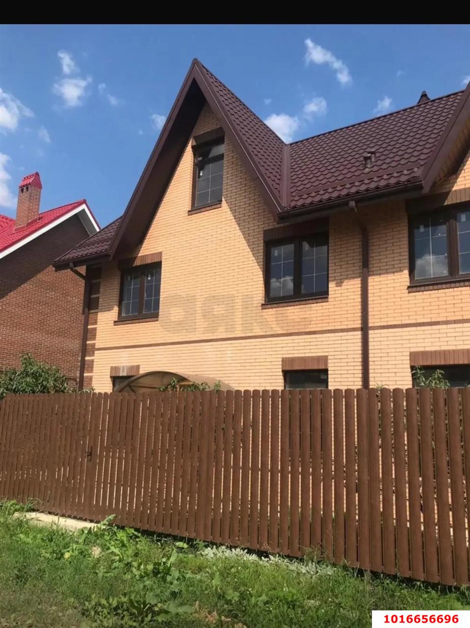 Фото №1: Дом 135&nbsp;м² + 1.3&nbsp;сот., 2&nbsp;эт. - Краснодар, Прикубанский внутригородской округ, мкр. Фестивальный, пер. Пермский, 9