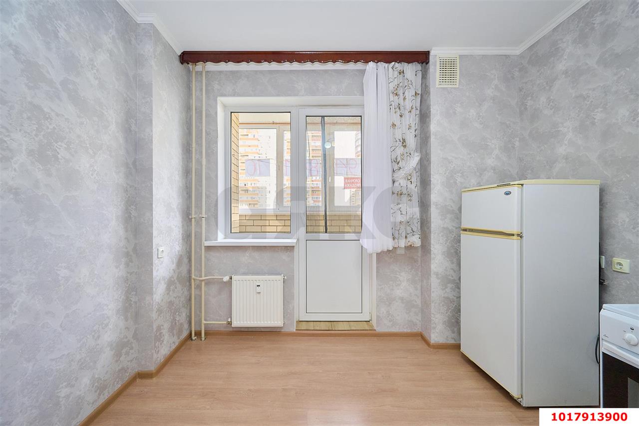 Фото №8: 1-комнатная квартира 36&nbsp;м², 7/24&nbsp;эт. - Краснодар, Карасунский внутригородской округ, мкр. Почтовый, пр-кт имени писателя Знаменского, 20