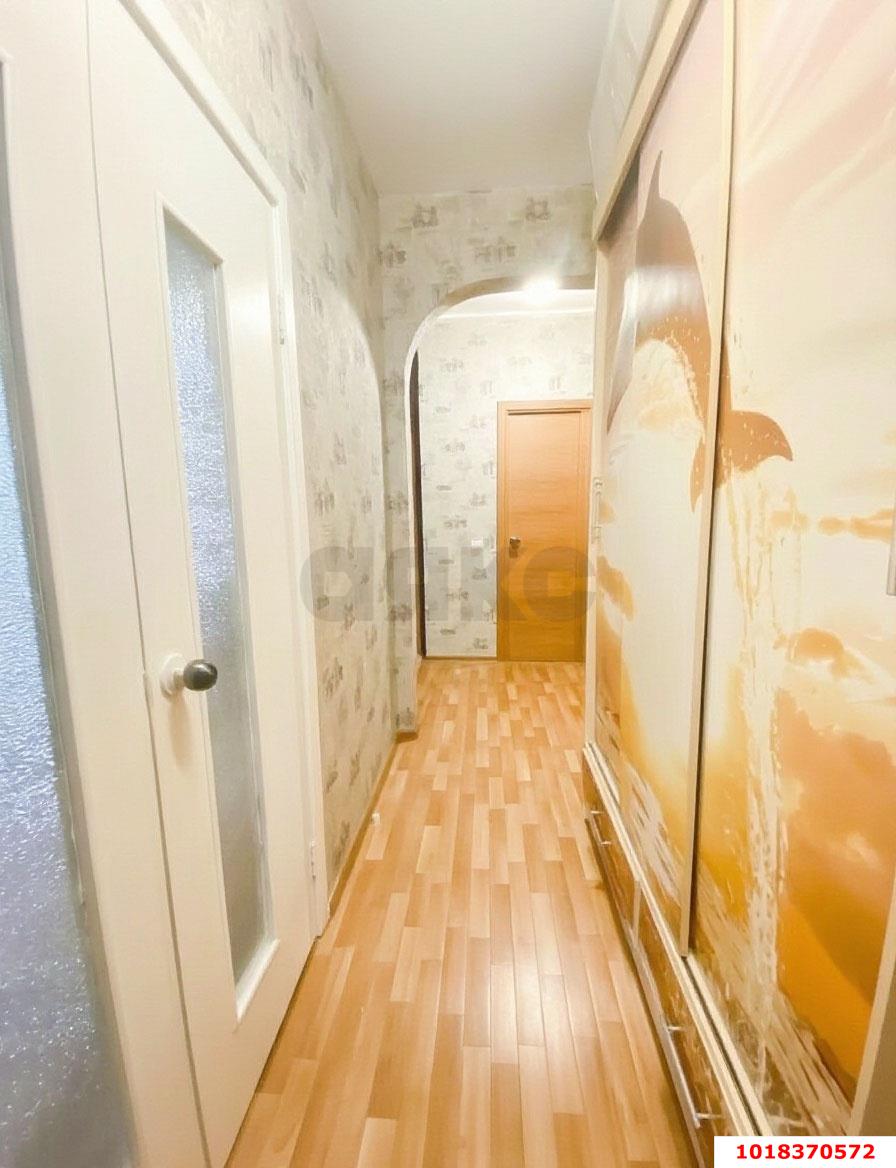 Фото №9: 2-комнатная квартира 69&nbsp;м², 2/5&nbsp;эт. - Яблоновский, мкр. квартал Кобцевой-1, ул. Кобцевой, 1к8