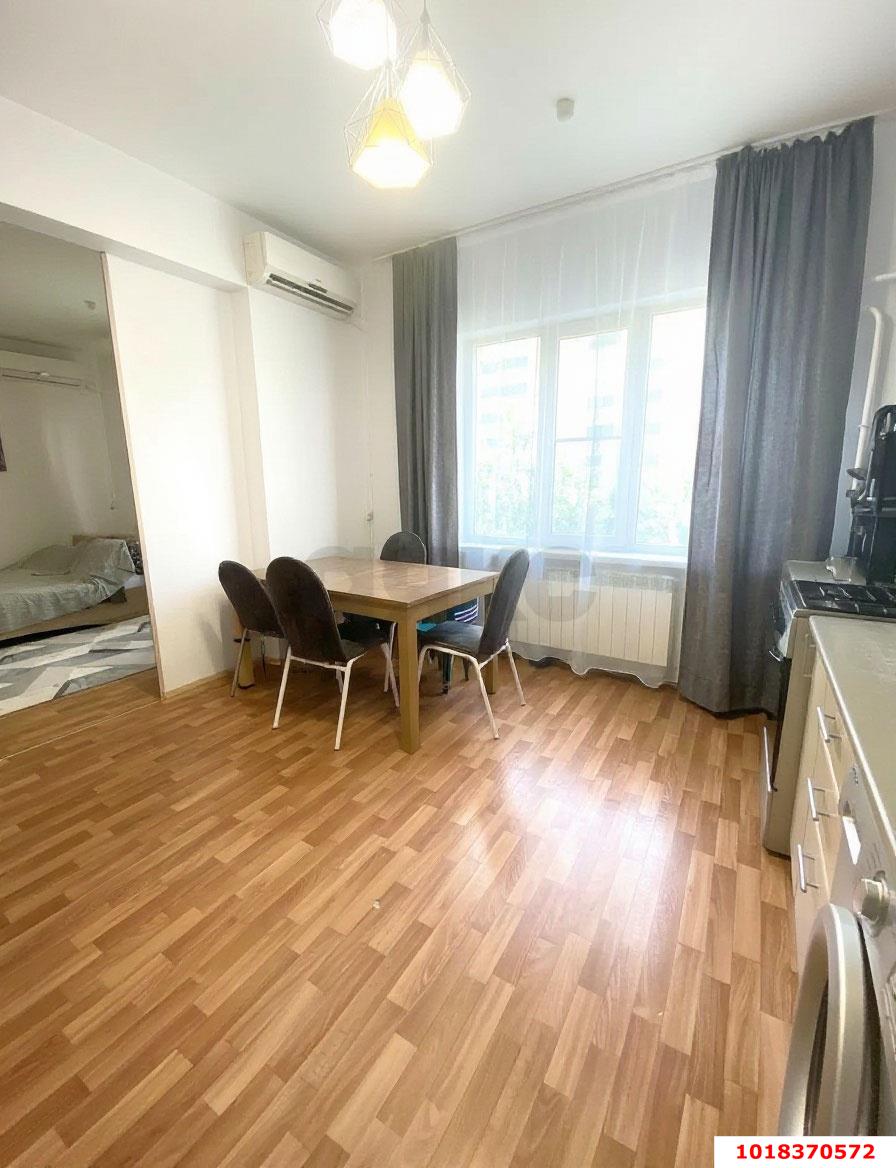 Фото №2: 2-комнатная квартира 69&nbsp;м², 2/5&nbsp;эт. - Яблоновский, мкр. квартал Кобцевой-1, ул. Кобцевой, 1к8