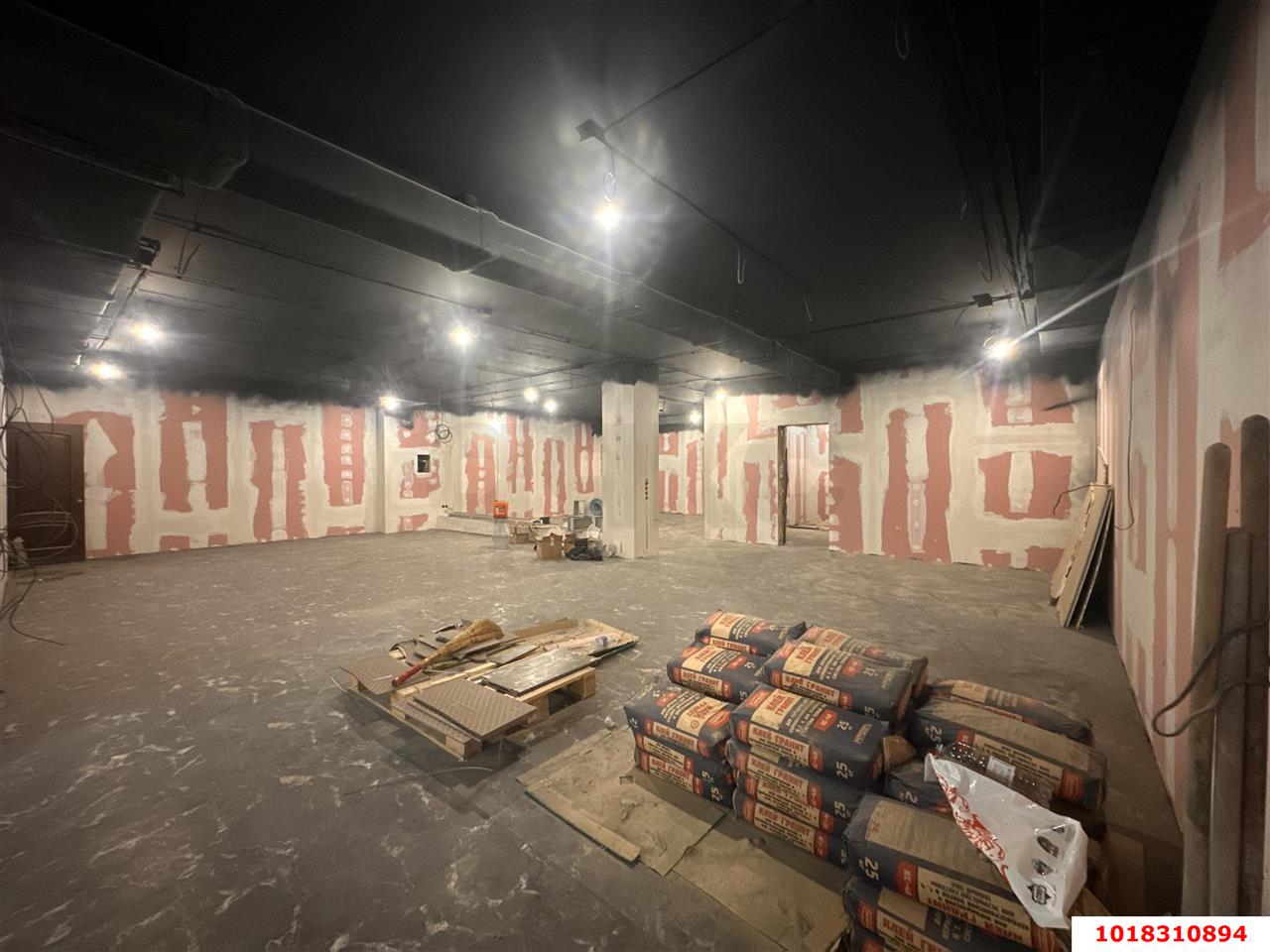 Фото №21: Торговое помещение 263&nbsp;м², 2&nbsp;эт. - Краснодар, Центральный внутригородской округ, Покровка, мкр. Центральный, ул. Кутузова, 75