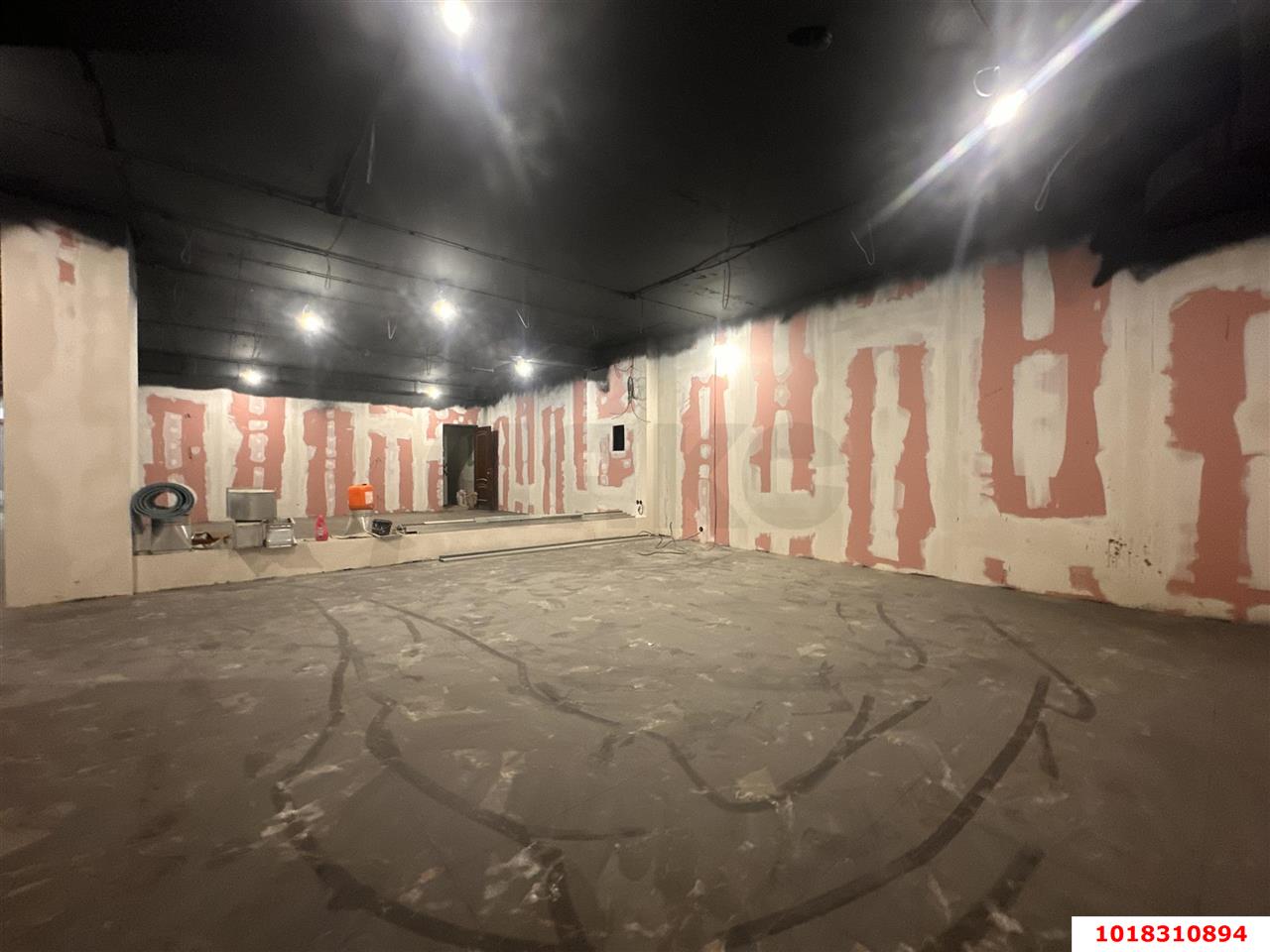 Фото №24: Торговое помещение 263&nbsp;м², 2&nbsp;эт. - Краснодар, Центральный внутригородской округ, Покровка, мкр. Центральный, ул. Кутузова, 75