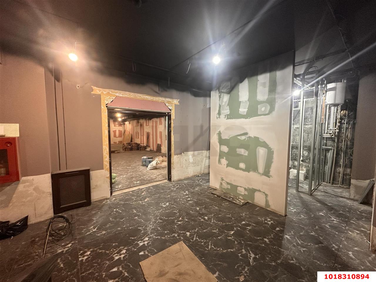 Фото №10: Торговое помещение 263&nbsp;м², 2&nbsp;эт. - Краснодар, Центральный внутригородской округ, Покровка, мкр. Центральный, ул. Кутузова, 75