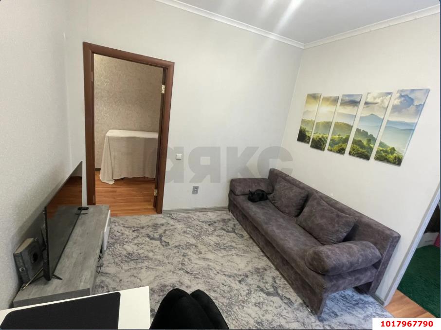 Фото №4: 2-комнатная квартира 50&nbsp;м², 1/3&nbsp;эт. - Краснодар, Прикубанский внутригородской округ, Калинино, мкр. Завод Радиоизмерительных Приборов, ул. Корчагинцев, 2