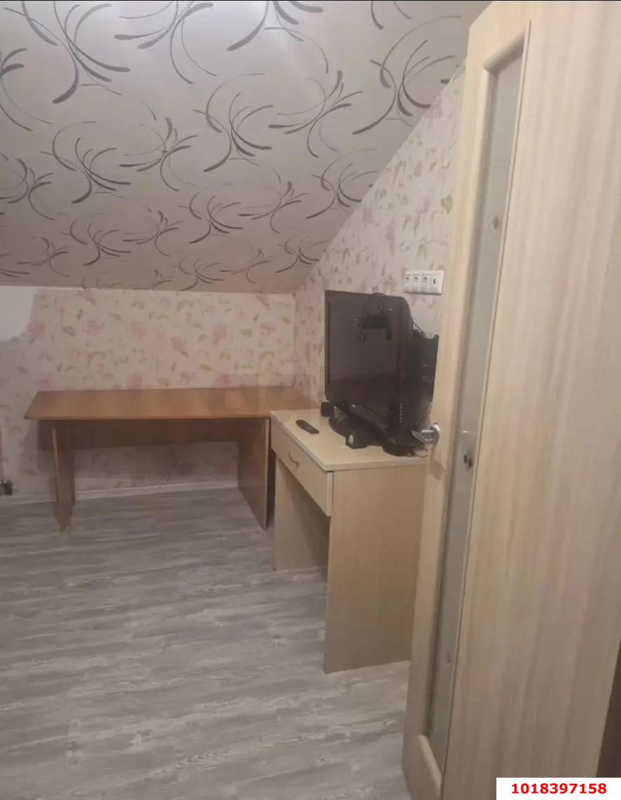 Фото №3: 2-комнатная квартира 55&nbsp;м², 7/7&nbsp;эт. - Краснодар, Прикубанский внутригородской округ, мкр. имени Петра Метальникова, ул. Защитников Отечества, 5