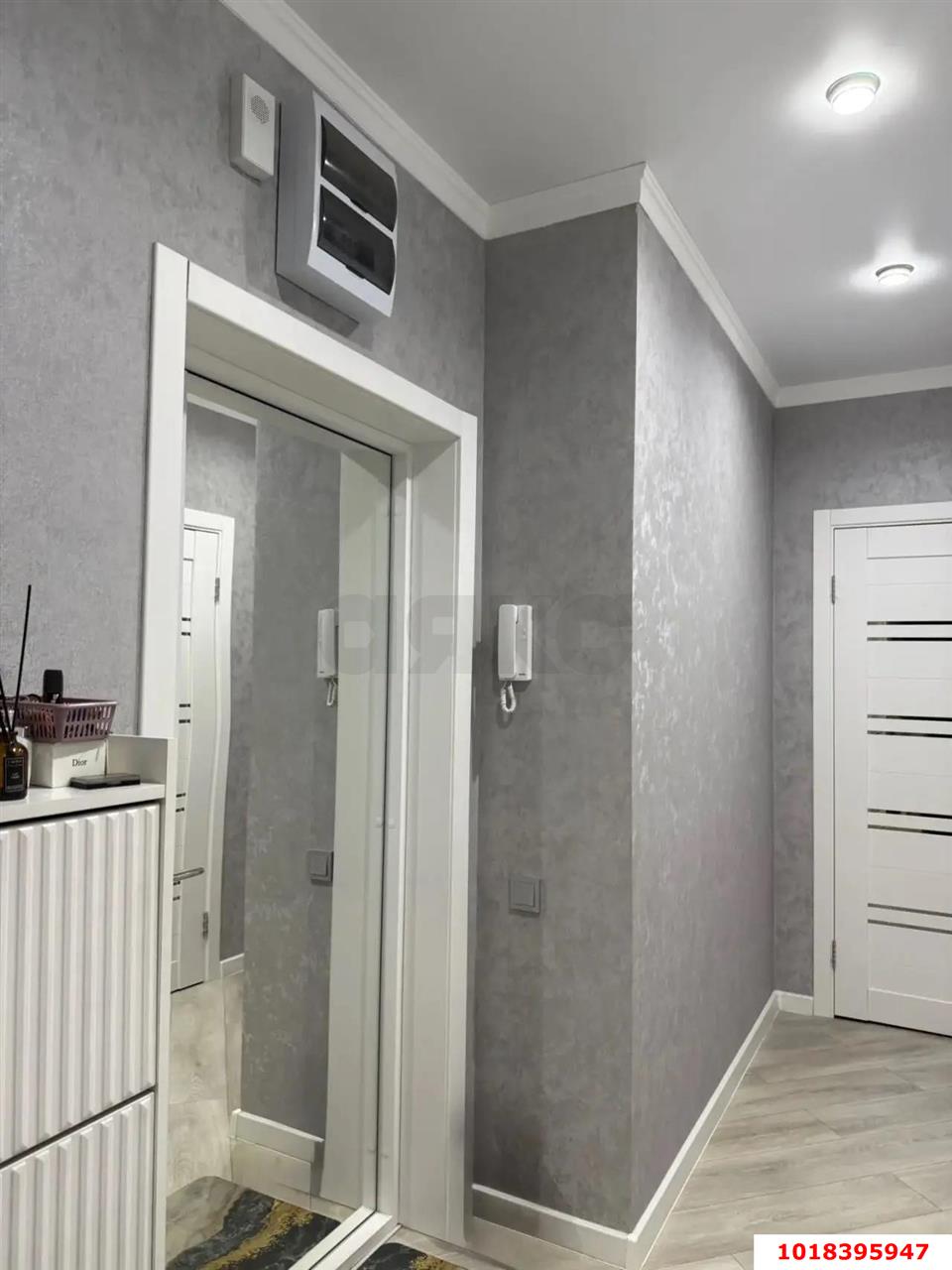 Фото №4: 1-комнатная квартира 40&nbsp;м², 2/21&nbsp;эт. - Краснодар, Прикубанский внутригородской округ, мкр. ЖК Бауинвест, ул. Героев-Разведчиков, 11/3