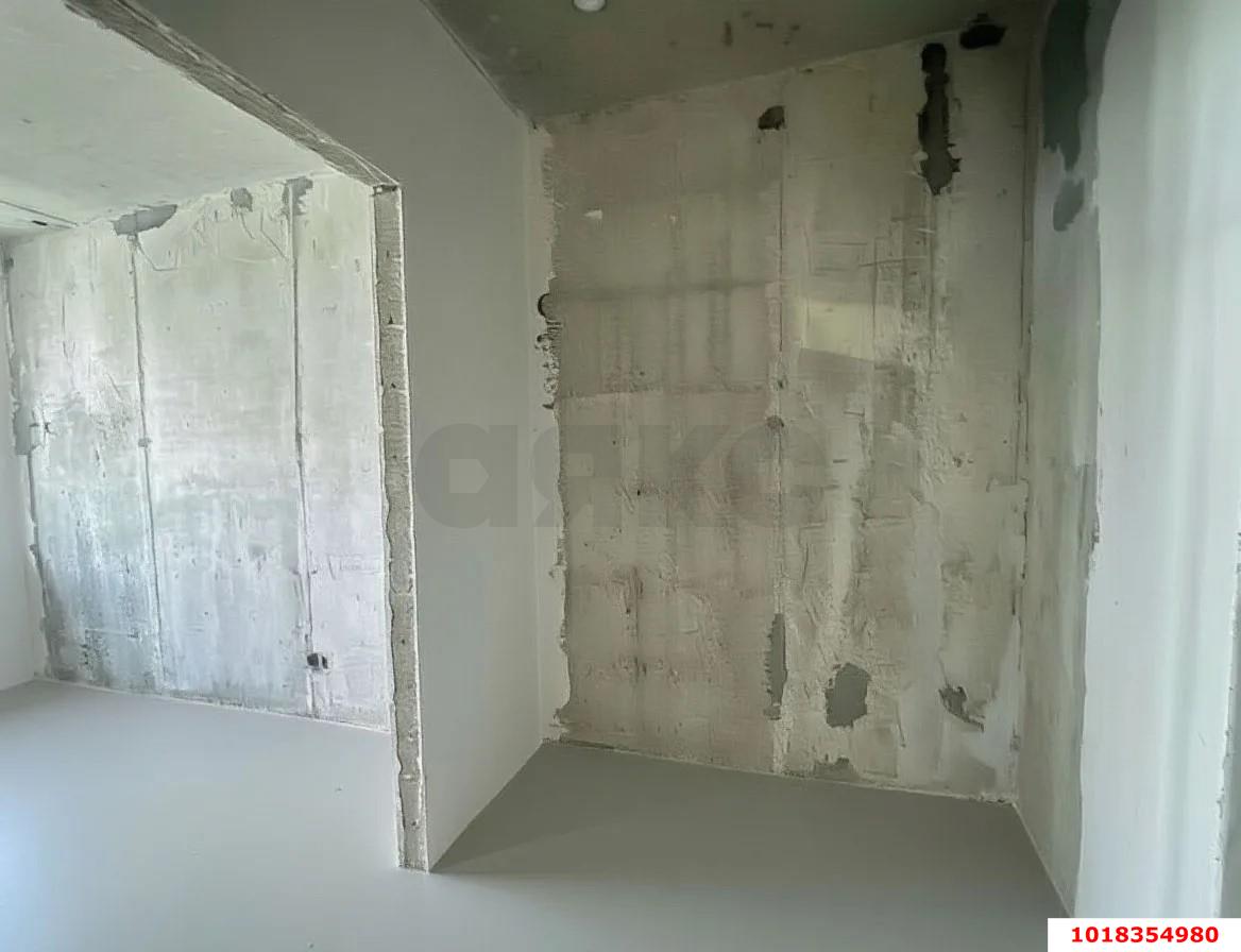 Фото №3: Студия 30&nbsp;м², 3/12&nbsp;эт. - Краснодар, Прикубанский внутригородской округ, мкр. ЖК Красная Площадь, ул. Конгрессная, 17