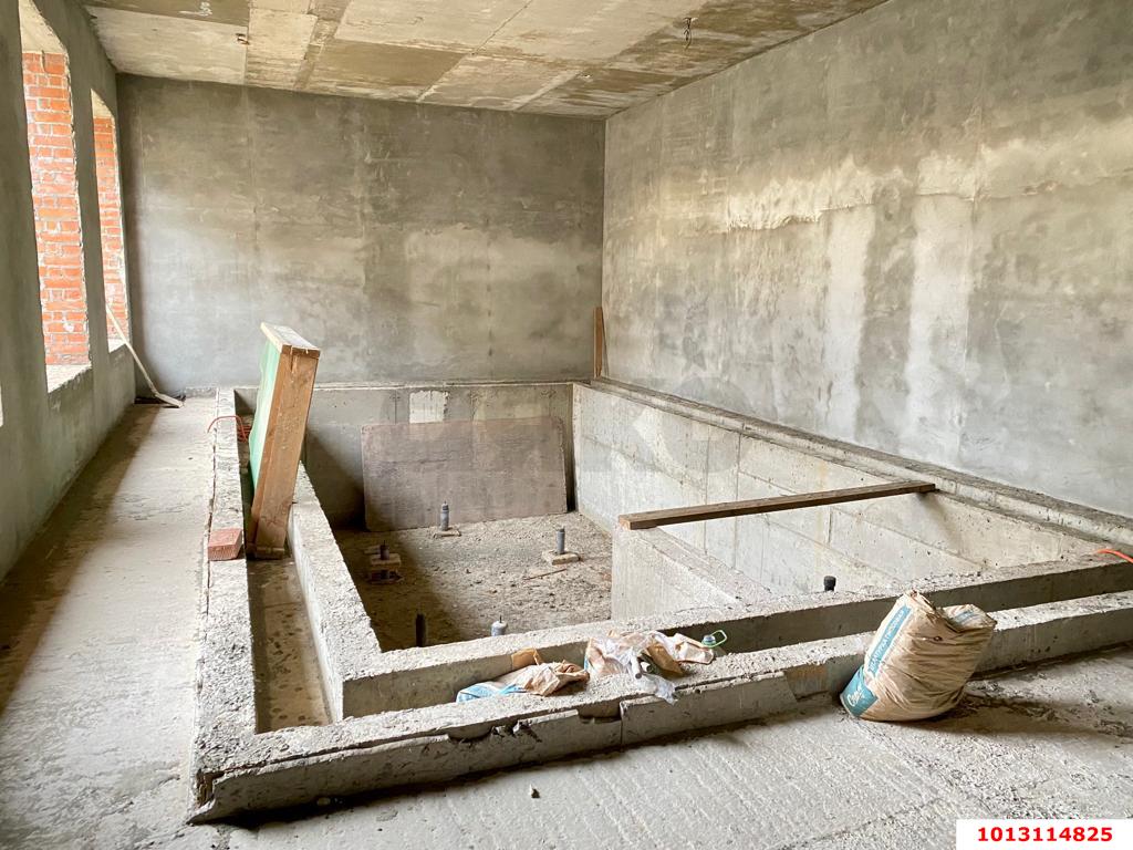 Фото №4: Дом 385&nbsp;м² + 12&nbsp;сот., 2&nbsp;эт. - Краснодар, Прикубанский внутригородской округ, мкр. Вишнёвый Сад, ул. Звездопадная, 35
