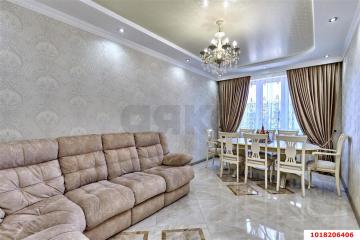 Фото №1: 2-комнатная квартира 100 м², 4/25 эт. - Краснодар, мкр. ЖК Солнечный Остров, ул. Кубанская, 58